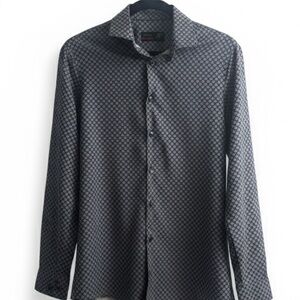This JF J. Ferrar shirt is a "Slim Fit" stretch dress shirt